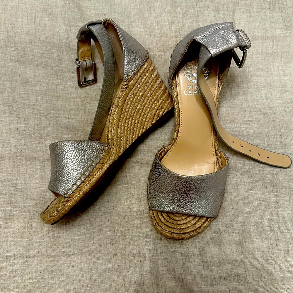 Vince Camuto “Leera” Soft Leather Espadrilles Size 8 - Picture 4 of 8